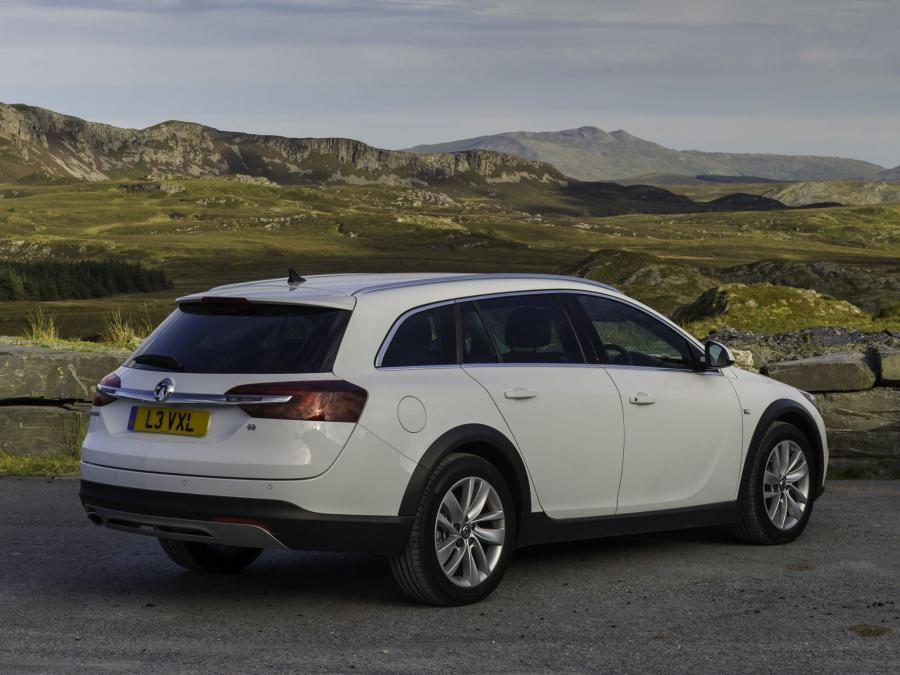  Vauxhall Insignia Country Tourer 2013 года  (фото 27 из 28)
